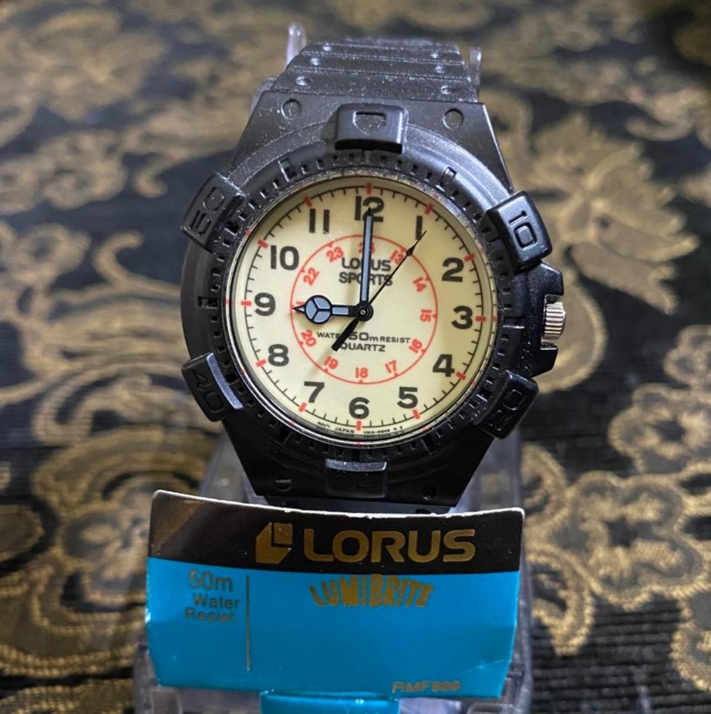 Brand-New Lorus Sports Watch!